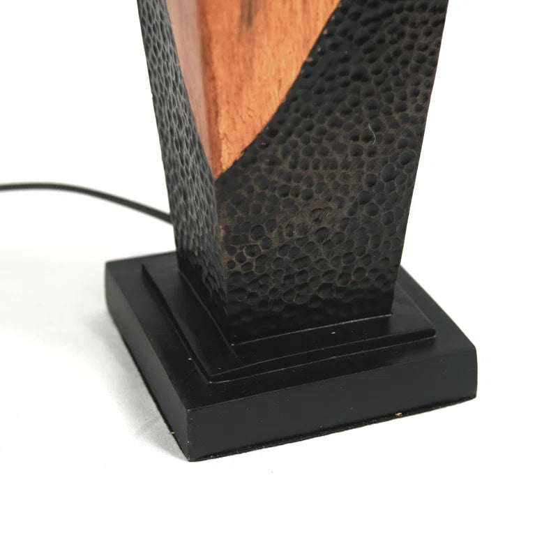 Disckinson Resin Table Lamp